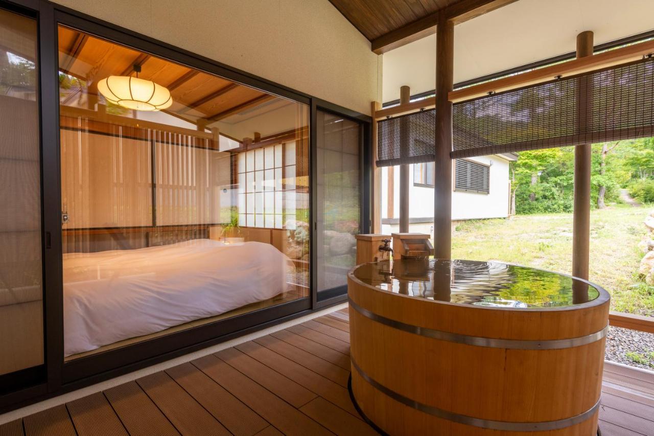 Yukemuri No Yado Inazumi Onsen Yuzawa  Екстериор снимка